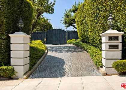801 N Alta Drive - Photo 1