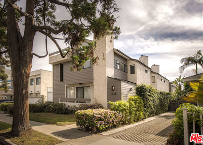 1248 23rd Street - Photo 1