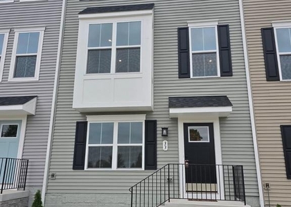 33 Oasis Avenue - Photo 1
