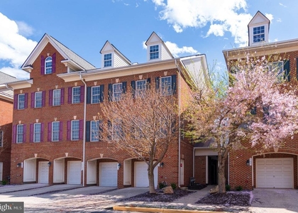 4619 Hummingbird Lane - Photo 1