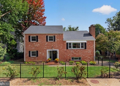 1811 N Randolph Street - Photo 1