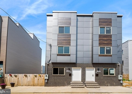 2156 N Randolph Street - Photo 1