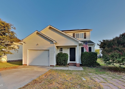 262 Santee Circle - Photo 1