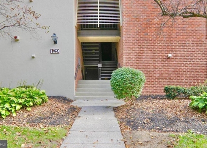 129 Echelon Road - Photo 1