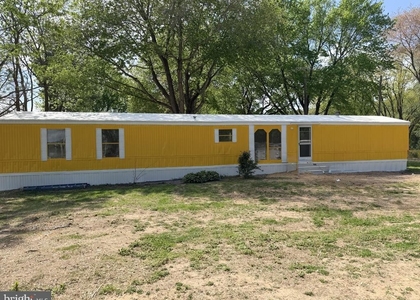 10054 Longwoods Road - Photo 1