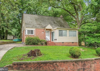 8218 Roanoke Avenue - Photo 1