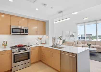 301 West Ave - Photo 1