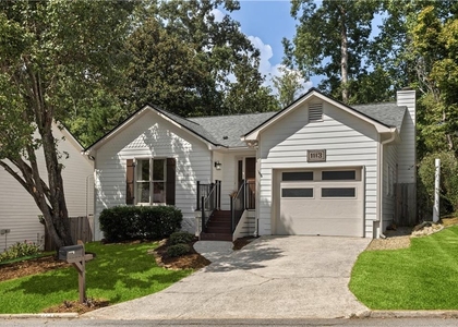1113 Capital Club Circle Ne - Photo 1