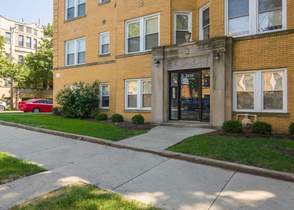2035 W Arthur Avenue - Photo 1