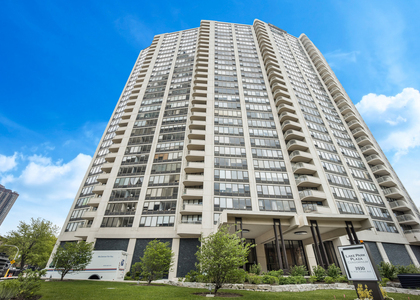 3930 N Pine Grove Avenue - Photo 1