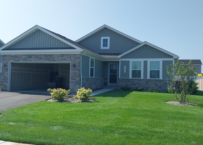 121 Cornerstone Drive - Photo 1