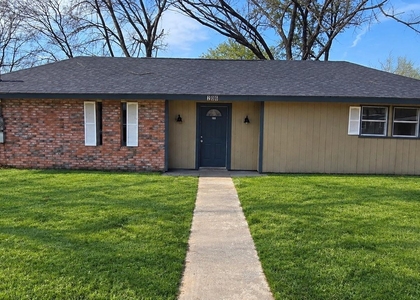 206 Raymac Street - Photo 1