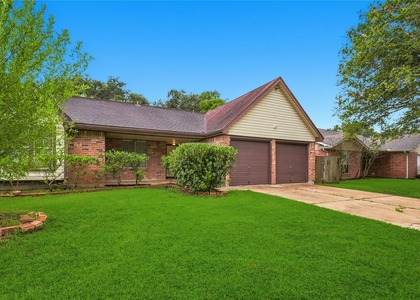 22423 Deville Drive - Photo 1