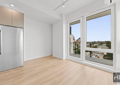 4 Avenue - Photo 1