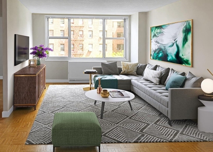 York Avenue - Photo 1