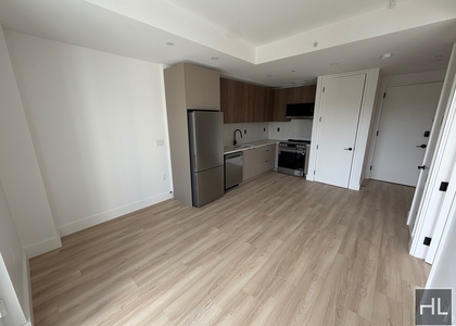 4 Avenue - Photo 1