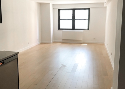 East 39th Street - Photo 1