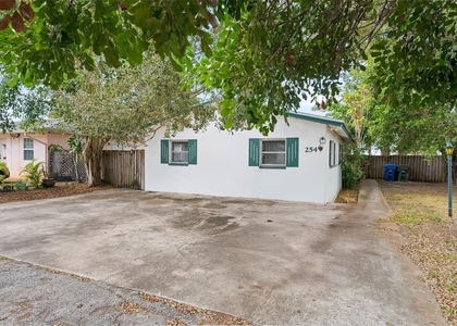 254 Plumosa Drive - Photo 1