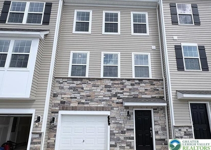 8342 Alexander Court - Photo 1