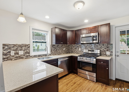 143 Kneen Street - Photo 1