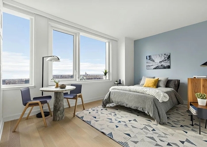 555 West 38th Street - Photo 1