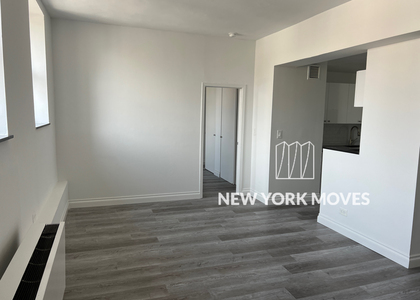 West 34th Street - Photo 1