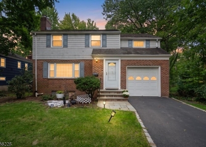 71 Willoughby Road - Photo 1