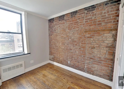 West 14 Street - Photo 1