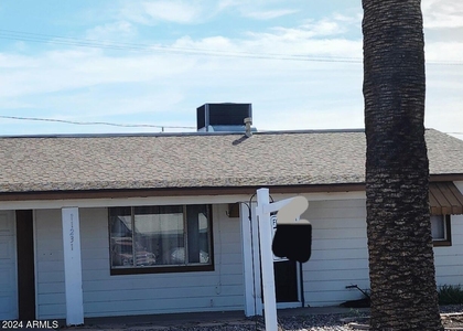 11231 W Montana Avenue - Photo 1