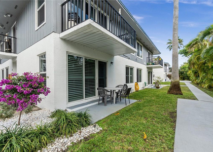 1180 Carlton Court - Photo 1
