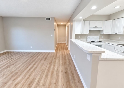 3801 N Andrews Avenue - Photo 1