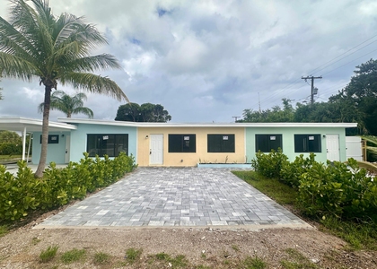 1230 S Federal Highway - Photo 1
