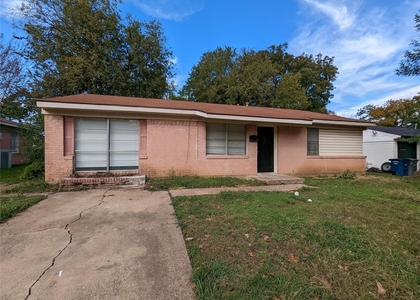 3827 Black Oak Drive - Photo 1