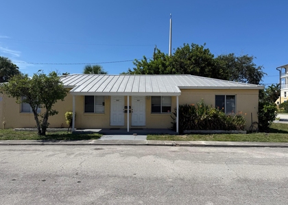 400 Metcalf Court - Photo 1