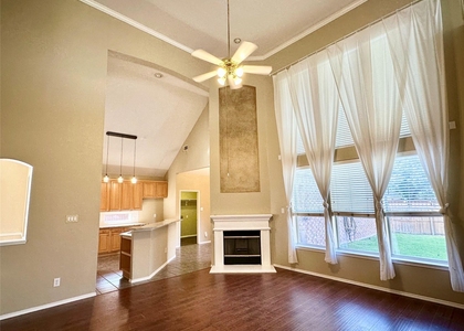 5828 Southmoor Lane - Photo 1