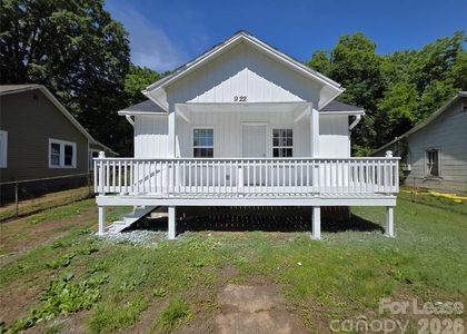 922 S Meeting Street - Photo 1