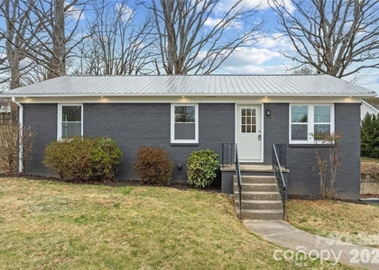 7 Browndale Road - Photo 1