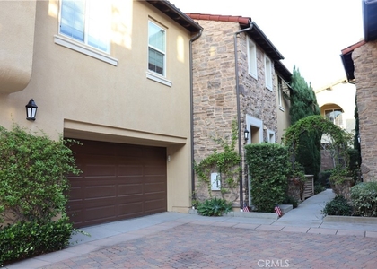 213 Lonetree - Photo 1