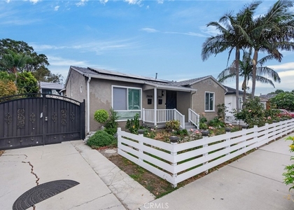 2860 Pacific - Photo 1