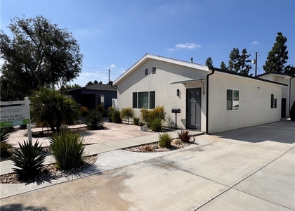 1129 N Catalina - Photo 1
