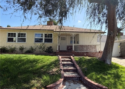 2812 N Myers - Photo 1