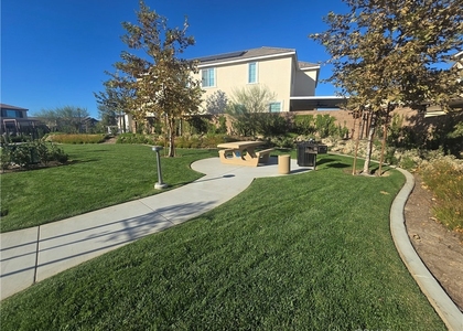 2562 E Crane Court - Photo 1