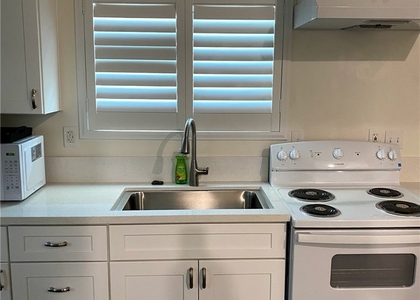 5482 Bonnie Street - Photo 1