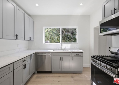 5915 Barton Avenue - Photo 1