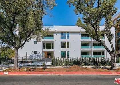 328 N Maple Drive - Photo 1