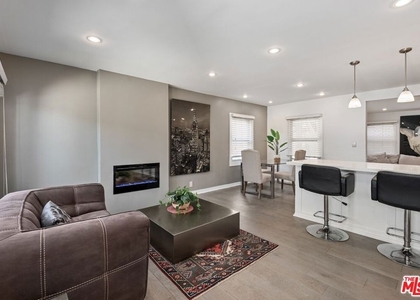6440 W 87th Place - Photo 1