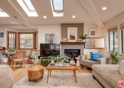 2417 Bryan Avenue - Photo 1