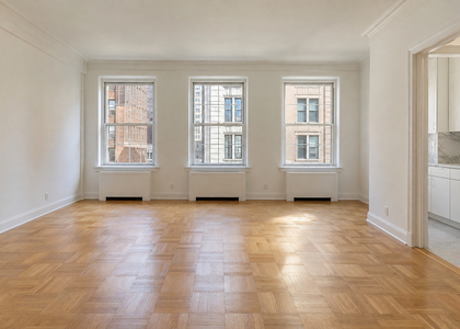 221 West 29th Street - Photo 1