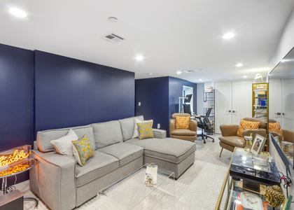 573 Gates Avenue - Photo 1