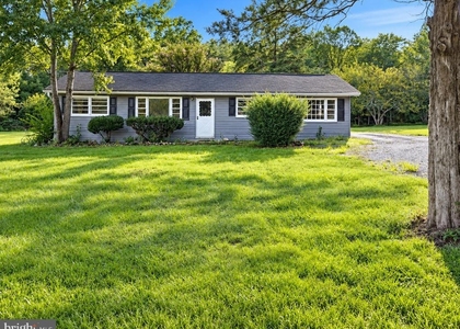 8614 Linton Hall Road - Photo 1